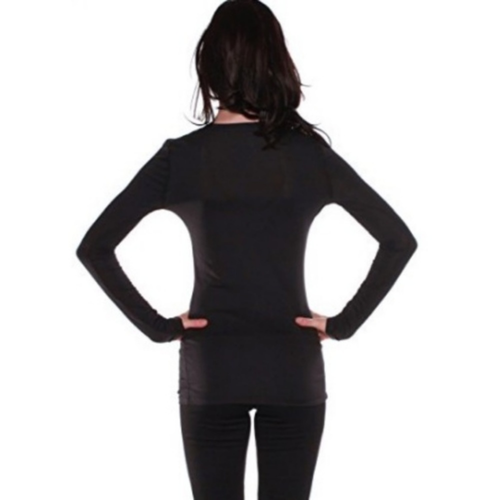 Bundle of Four Basic V-Neck Long Sleeve Tees - Picture 3 of 4